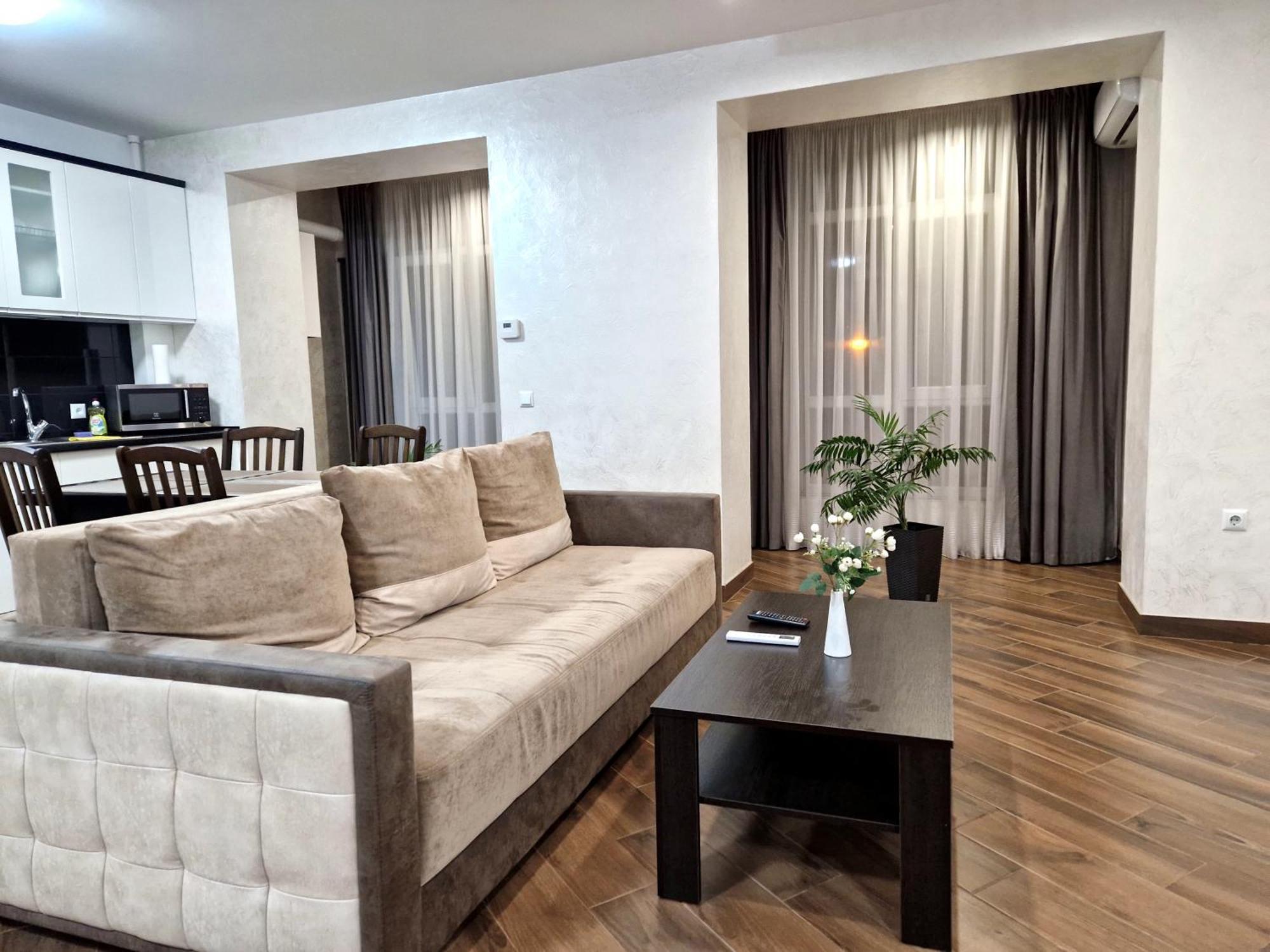 Modern Apartment On Belvedere Івано-Франківськ Екстер'єр фото