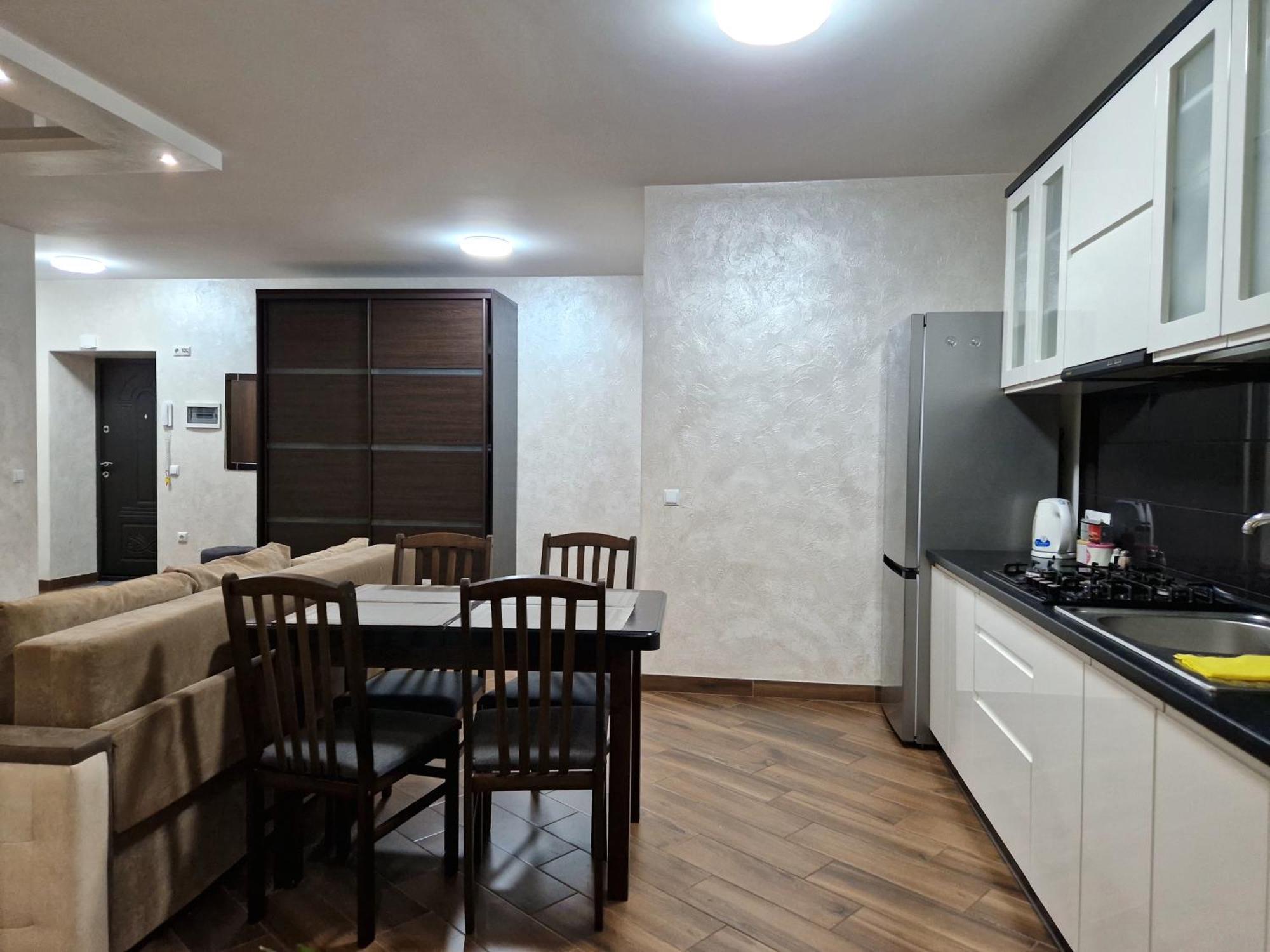 Modern Apartment On Belvedere Івано-Франківськ Екстер'єр фото